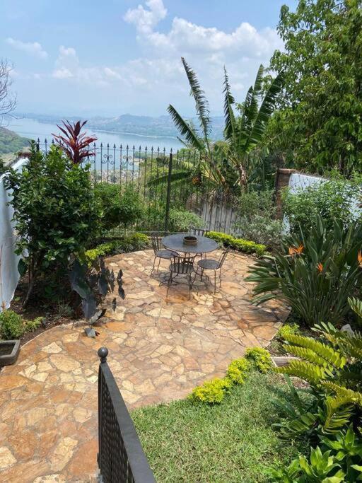 Casa Flor De Pajaro, Vistas Panoramicas Increibles Al Lago Hotell Suchitoto Eksteriør bilde